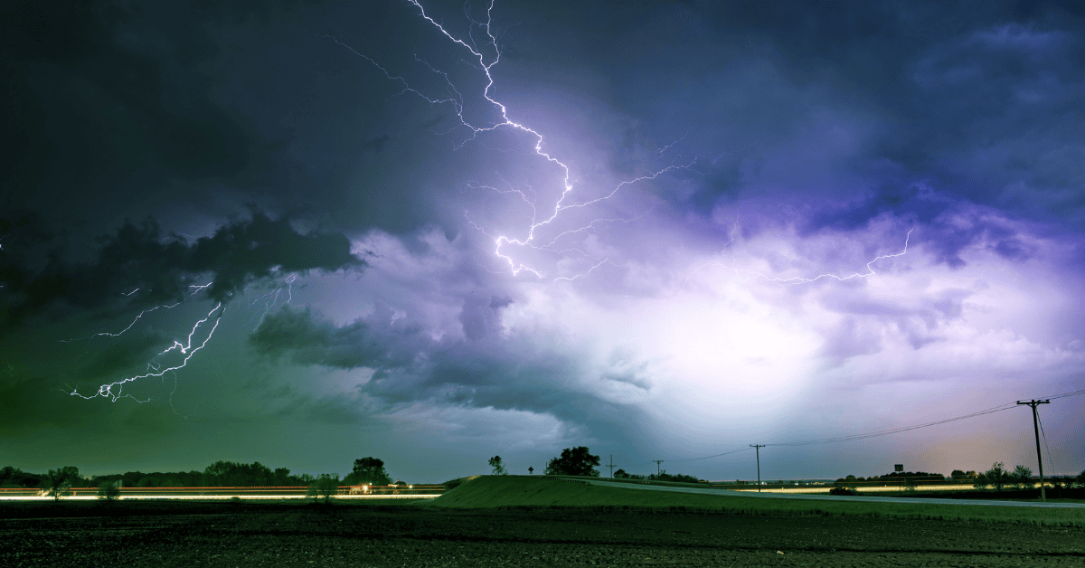 severe storm in St. Louis Top Tips for St. Louis Pet Parents When Thunderstorms Hit